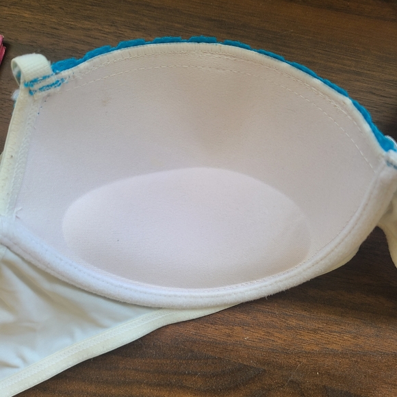 Bra - Picture 2 of 2